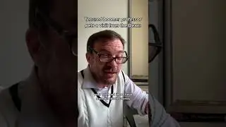 Штатный профессор-бумер встречает декана #колледжа #профессора