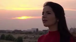 Miriam Popescu - Ma uit in jur