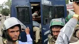 ratlam misdeed protest lathicharge 5