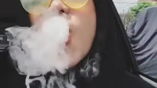 Girl smoke wide every day
