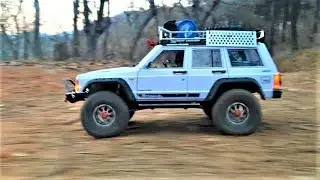 RC Car XtraSpeed SCX10 Jeep Cherokee Forest Trail RUN 2