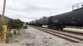 Q652-02 at West End Big Sandy in Louisa,Kentucky on the CSX Big Sandy Subdivision 4-4-22