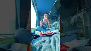 PANTRY SCAM in RAJDHANI EXPRESS 🙄😳 #shorts #pantryscam #rajdhaniexpress #train #trending ￼