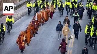 Buddhist monks reach Washington, DC, during &lsquo;Walk for Peace&rsquo;