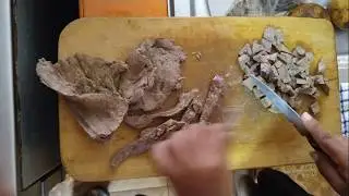Cómo preparar premios para perros