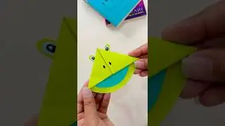 I Made a SUPER Cute Frog Bookmark in 5 Minutes #shorts #diy #bookmark