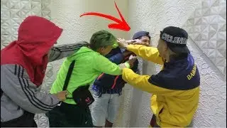 TROLLEI O JAPINHO TROQUEI A SENHA DO CANAL DELE (DEU RUIM)