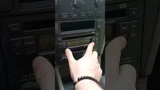 VOLVO S40 HU-605  RADİO OFF KESİN &Ccedil;&Ouml;Z&Uuml;M&Uuml;!!
