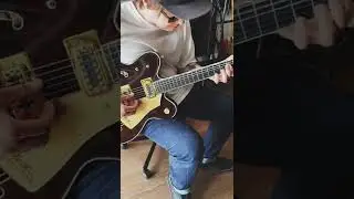 Playing chords on Gretsch 7670
