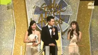 140116 #GoldenDisk Taeyeon & Tiffany MC Cut 11