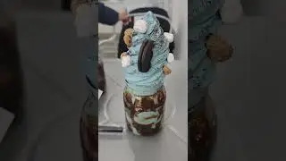 Surreal Creamery Philly  #IceCream #CookieMonster 😋 #reels #ytshorts #philly #ytreels #ytshort