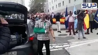 Recepci&oacute;n en A Coru&ntilde;a al agente herido en Barcelona