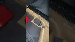 Just showing some Glocks #1tgtactical #sickguns #edc #arp #edc #2astrong #sickgunsallday #blicky