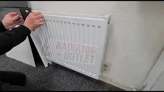 Montage Voorplaat Radiator / Radiator Cover Installatie