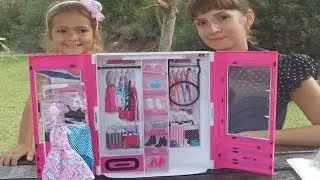Barbie B&uuml;y&uuml;leyici pembe gardrop a&ccedil;ıyoruz, Eğlenceli &ccedil;ocuk videosu , toys unboxing