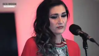 Amie Jean - Spinning The Wheel