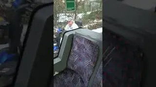 Автобус уехал. Инвалид остался #инвалид #автобус  #несправедливость #человечность #ultima_graf