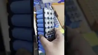Automatic double side spot welding machine for 18650 21700 32650 battery pack