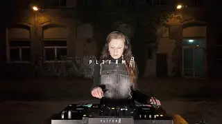 // PLTFRM // 090 w/ Rejsn