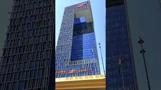 A building that will surprise you (Mashreq Bank) Dubai 🇦🇪🇵🇰🫶