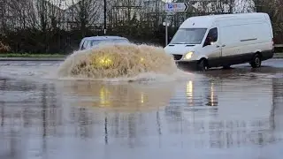 Crazy mad drivers!! Fails everywhere after #stormhenk. Part 1