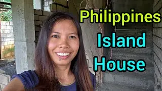 Filipina Building her house on Cebu Island Philippines