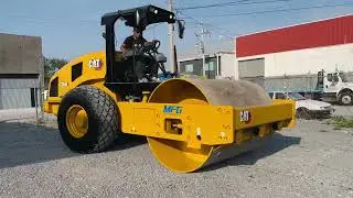 Compactador Caterpillar CS54B tambor liso de 84 pulgadas 
