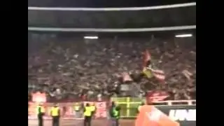 JEBEMO KARAMO - Delije na 143 derbiju 17.11.12.