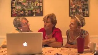 3 Golden Sisters look up the word 