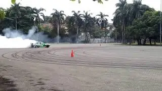 Drift mantap sirkuit sentul