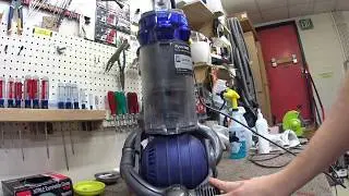 Dyson DC25 Overvew The Bagless Vacuum That Won The US Over