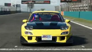 Midnight racing with friends : Gran Turismo - Sport (01May2020)