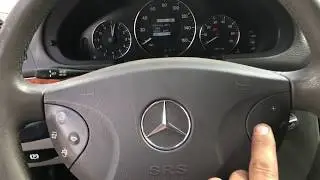 Прозрачный индикатор замены масла Mercedes E-500 2005 года