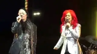 The B-52's - Roam Live in Houston, Texas