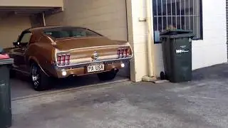 1968 Mustang Fastback 289 V8 in Sunlit Gold