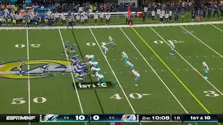 Anthony Walker's forced fumble gives ball back to Fins one play after Tua's INT