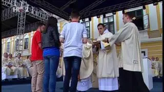 Prinos darova na Euharistijskom slavlju na SHKM u Vukovaru 2017.