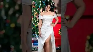 Megha aakash new trend short hips lips eyes thaise sab gazab song #meghaakash #goldkartz #badshah