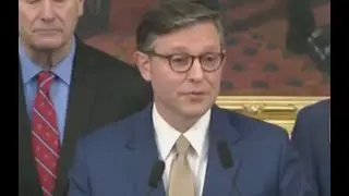 Майк Джонсон столкнулся с обвинениями в коррупционном помиловании Трампа