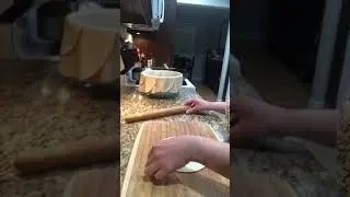 HOW TO ROLL OUT A FLOUR TORTILLA