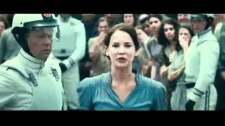 Interview: Jennifer Lawrence gives Josh Hutcherson concussion in new film The Hunger Games