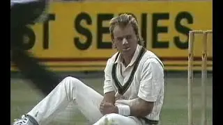 A big moment on the last day! Greg Campbell drops a simple chance off his own bowling vs SL 1989/90