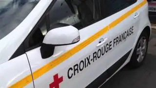 MaxiAvenue.com S&eacute;rigraphie Croix Rouge Fran&ccedil;aise