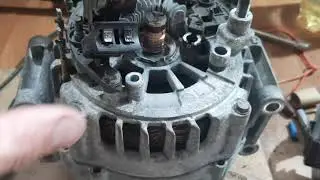Audi Q5 alternator brush replacement, alternator malfunction error, battery not charging on the s...