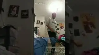 YNG Drip Dancing to Chris Brown song (Heat)