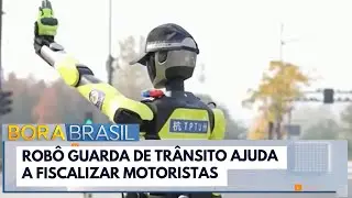 Rob&ocirc; guarda de tr&acirc;nsito ajuda a fiscalizar motoristas | Bora Brasil