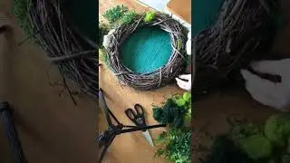The Lord of the Rings |  My hobbit hole wreath! Thanks to my husband for doing the hardware! Inspir