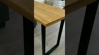Кухонная мебель с ручками Gola.