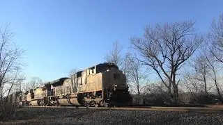 A short NS 227 headed EB on the NS LURB