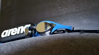 Unboxing in my new Arena Cobra Ultra Mirror Swipe goggles. @arena_international